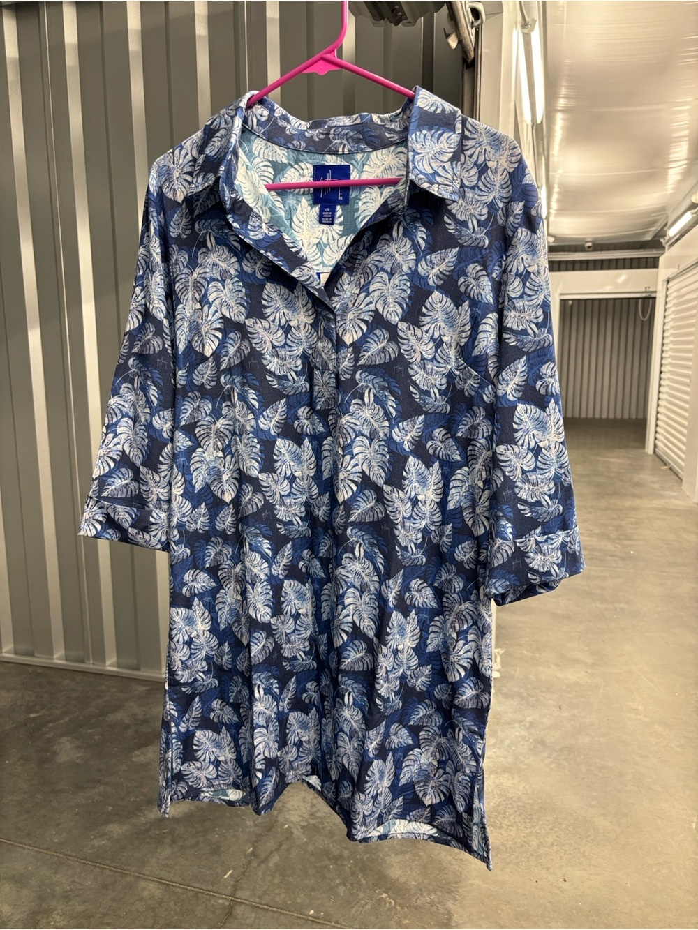 NWT Guy Harvey Navy and White Tropical Button-Down Shirt Estate Blue Tunic L